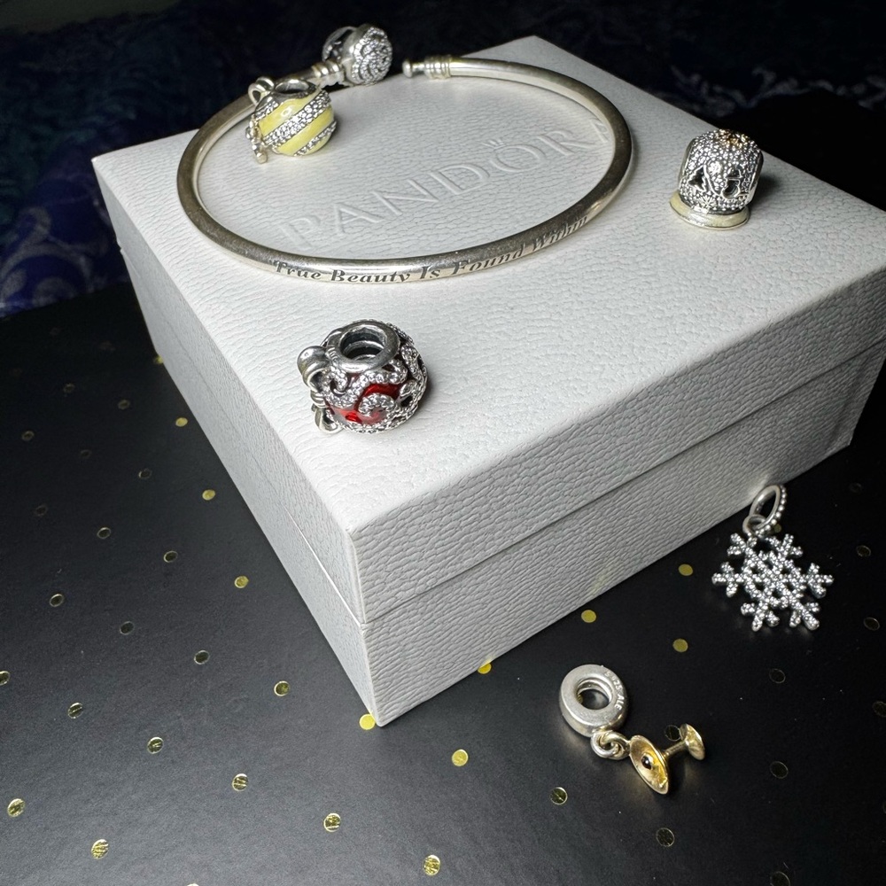 Pandora • White Ornament • Pandora Charm - Picture 16 of 16
